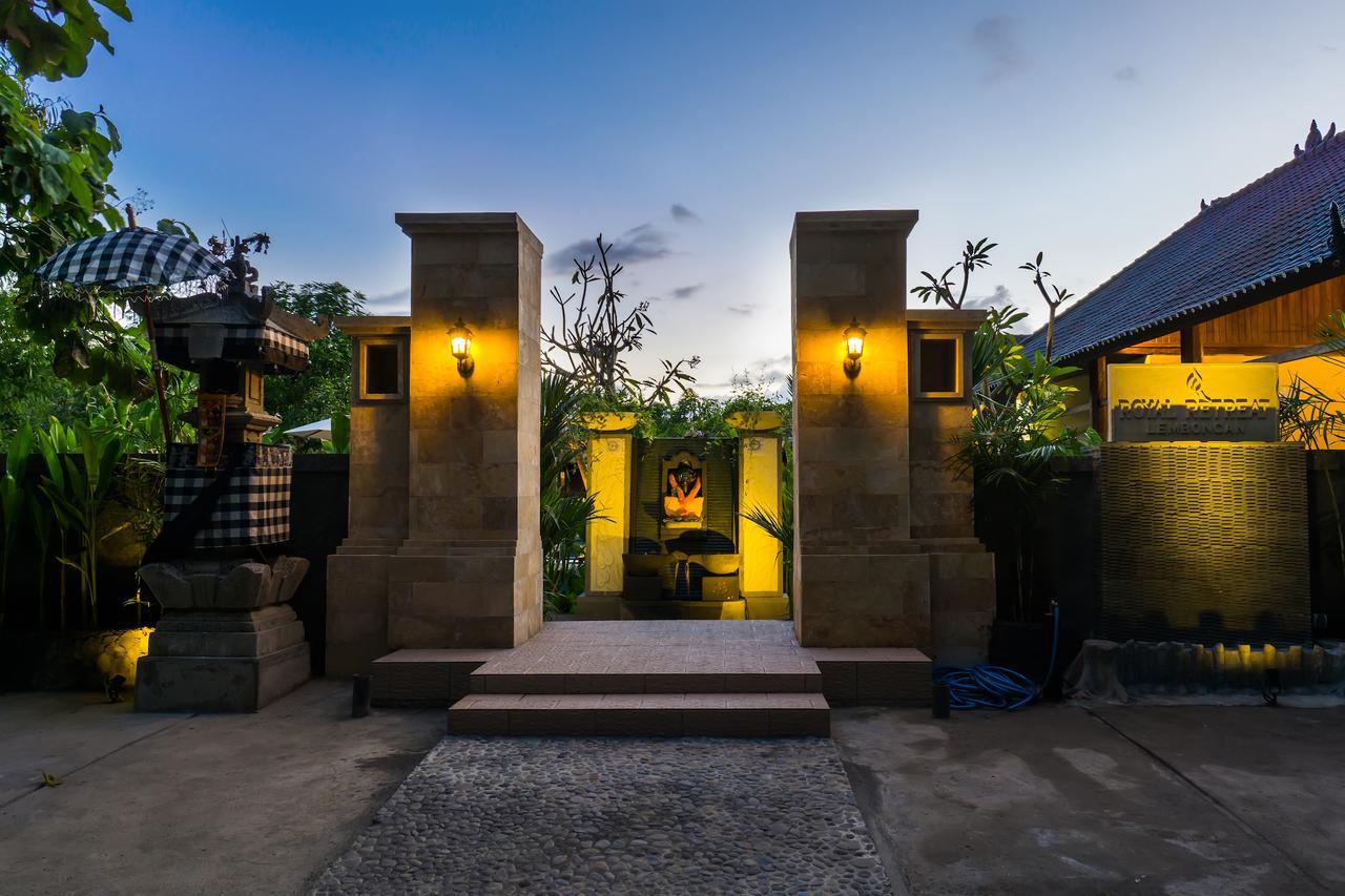 รอยัล รีทรีต วิลลา เลมโบงัน Bed & Breakfast นูซาเลมโบงัน ภายนอก รูปภาพ