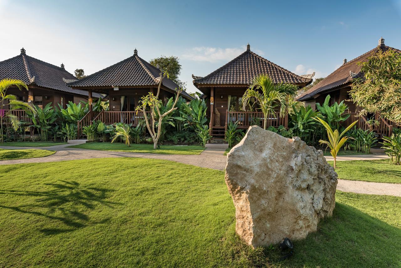 รอยัล รีทรีต วิลลา เลมโบงัน Bed & Breakfast นูซาเลมโบงัน ภายนอก รูปภาพ