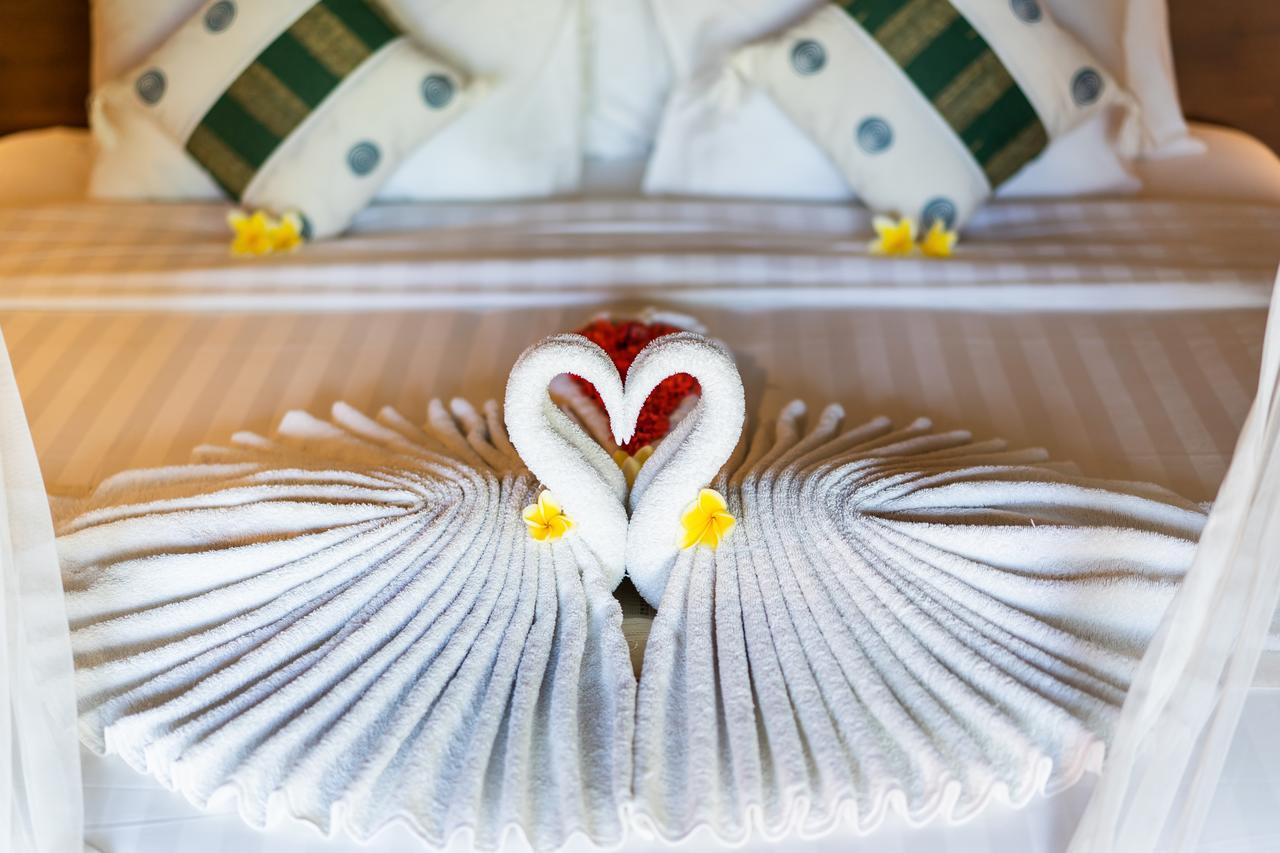 รอยัล รีทรีต วิลลา เลมโบงัน Bed & Breakfast นูซาเลมโบงัน ภายนอก รูปภาพ