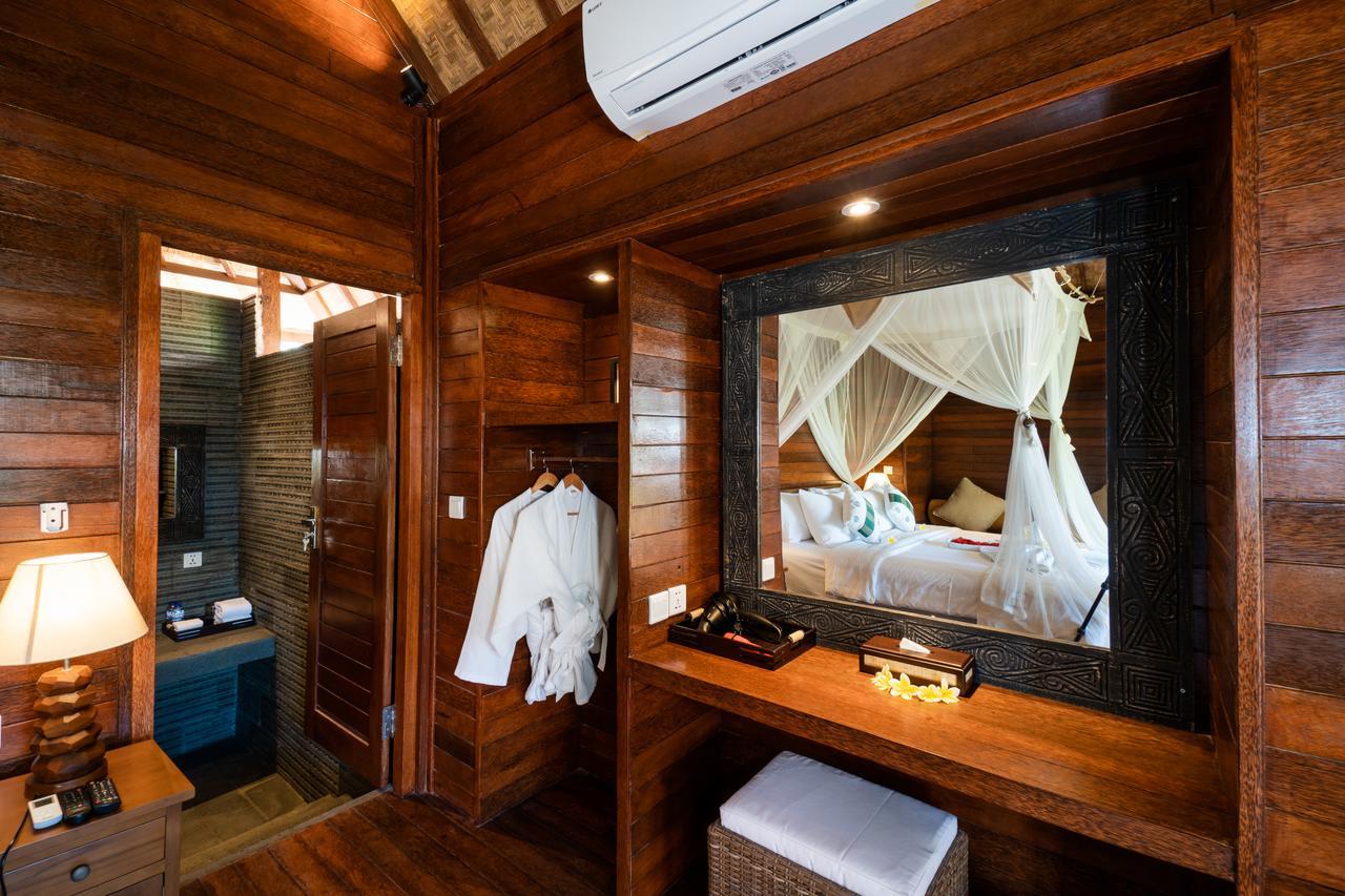 รอยัล รีทรีต วิลลา เลมโบงัน Bed & Breakfast นูซาเลมโบงัน ภายนอก รูปภาพ